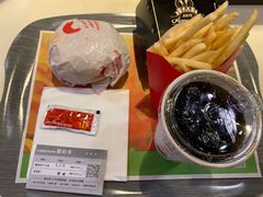 黑椒鸡腿堡套餐-麦当劳(光新乐购店)