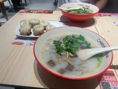 -小杨生煎(浦江欢乐颂店)