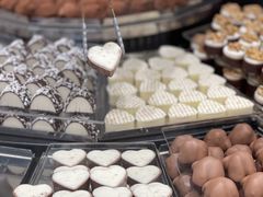 -Laderach 莱德拉(上海环贸iapm店)