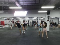 -FIGHTMAN格斗俱乐部(长宁临空店)