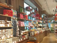 零售区-百年义利(北兴路店)