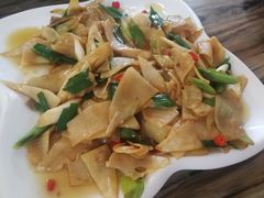 -民间瓦缸煨汤館(嵩山路店)