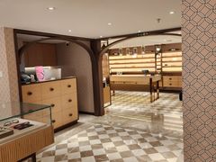 -茂昌眼镜(南京东路店)