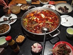 -小饕荟雅安贡椒鱼鲜馆(广福桥店)