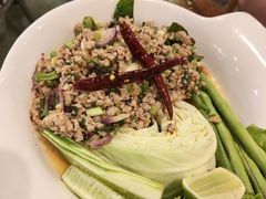 -Dang restaurant (patong phuket)