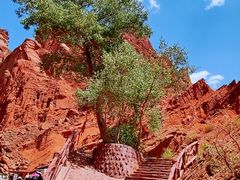 -天山神秘大峡谷