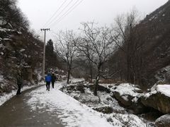 -抱龙峪