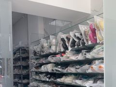 -福奈特洗衣·洗鞋·奢侈品护理(名佳花园店)