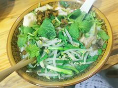 砂锅米线-海韵人家.海景花园经典云南菜(双廊店)