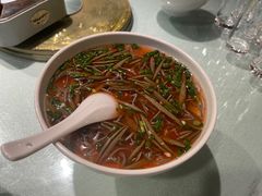 -帅巴人舅母子腊蹄民俗村