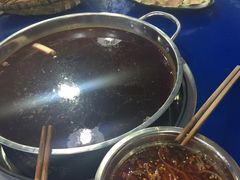 -马路边边·成都串串(翠柏路店)