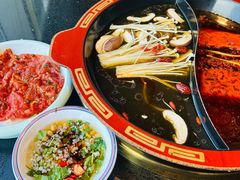 -三江两海老火锅(北京首店)