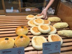 -木子木水日式烫面包(世界城光谷店)