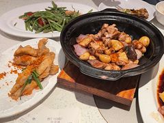 -肥仔文澳门猪骨煲(南京西路店)