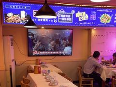 -海盗船. 龙虾烧烤. 酒馆