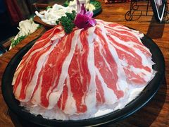 -老牌坊云南鱼豆花火锅(爱建店)