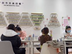 -晨·艺美甲美睫