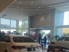 -上海和裕一汽丰田4S店(七宝店)