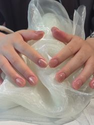 -丽心自助美甲美睫