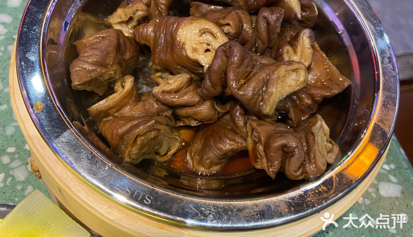 更入味 魔芋宽粉 鲜鸭血 都不错 推荐