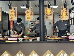 -张卤堂·砂锅卤肘子(南头店)