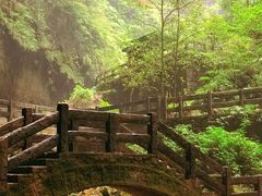 -龙水峡地缝景区