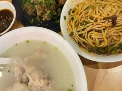 -明红蹄花(糍粑店街店)