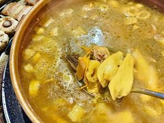 -阿山卓·野生菌火锅·纳西火塘烤肉