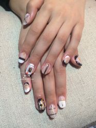 -睫乐园•睫公馆•美睫美甲沙龙