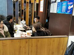 大堂-肯德基(北京南站店)