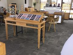-LOGO眼镜·蔡司品牌折扣店(龙华清湖店)