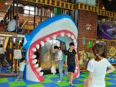 -蒙特利亲子乐园