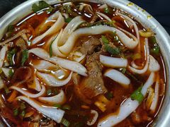 红油牛肉粉-薛记襄阳香辣牛肉面(平安路店)