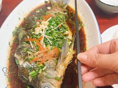 -芦茨金富饭庄·25年老字号·专做稻草鸡