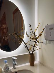 -宥莉·ULLY 痘敏肌•科技皮肤管理中心