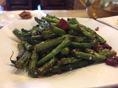 -维吾尔餐厅(宜山路店)