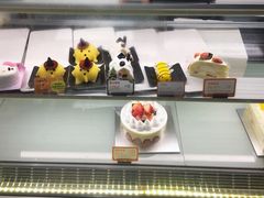 面包甜点陈列柜-BreadTalk面包新语·烘焙蛋糕(东方雅苑店)