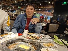 -汉金城海鲜烤肉自助百汇(威海威高广场店)