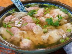 招牌野馄炖-老谢野馄饨(延安路店)