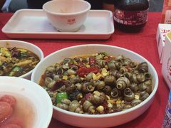 -龙巢盱眙龙虾·牛蛙·烧烤宵夜(八卦岭店)