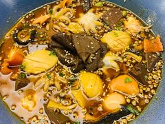 -渔语鱼新川菜Bistro(万象天地店)