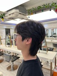 -镁连社·美联社