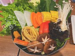 -呷哺呷哺(融创茂店)