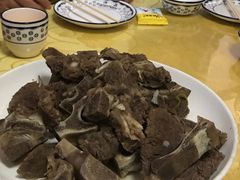 -苏莱特色牛骨滩羊手抓馆(长城东街总店)