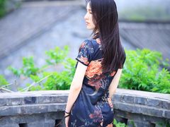 -两棵枇杷树