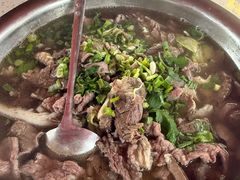 -大众跷脚牛肉馆·非遗传承单位(峨眉山店)