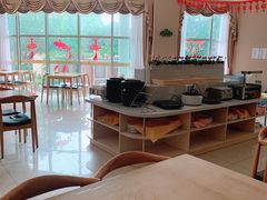 -维也纳酒店(苏州东方之门金鸡湖店)