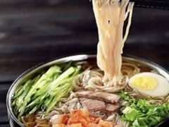 -长寿参鸡汤(朝韩风情街店)