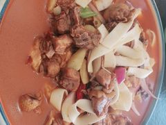 -撒拉人家.酸菜牦牛肉火锅