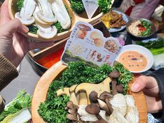 -楠小云·云南鲜菌·鲜牛自助火锅(九眼桥店)